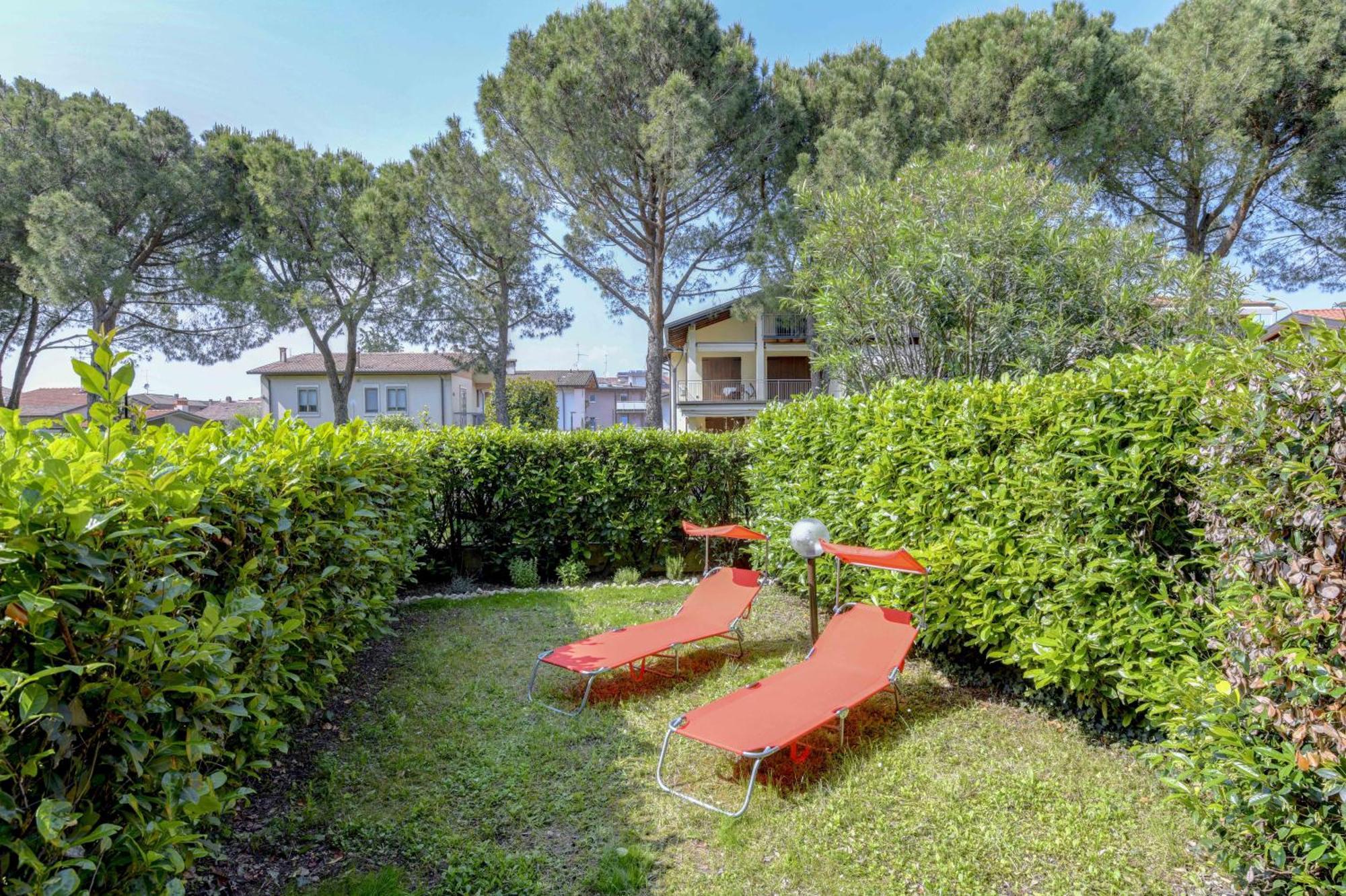 Breeze Apartment Desenzano del Garda Luaran gambar